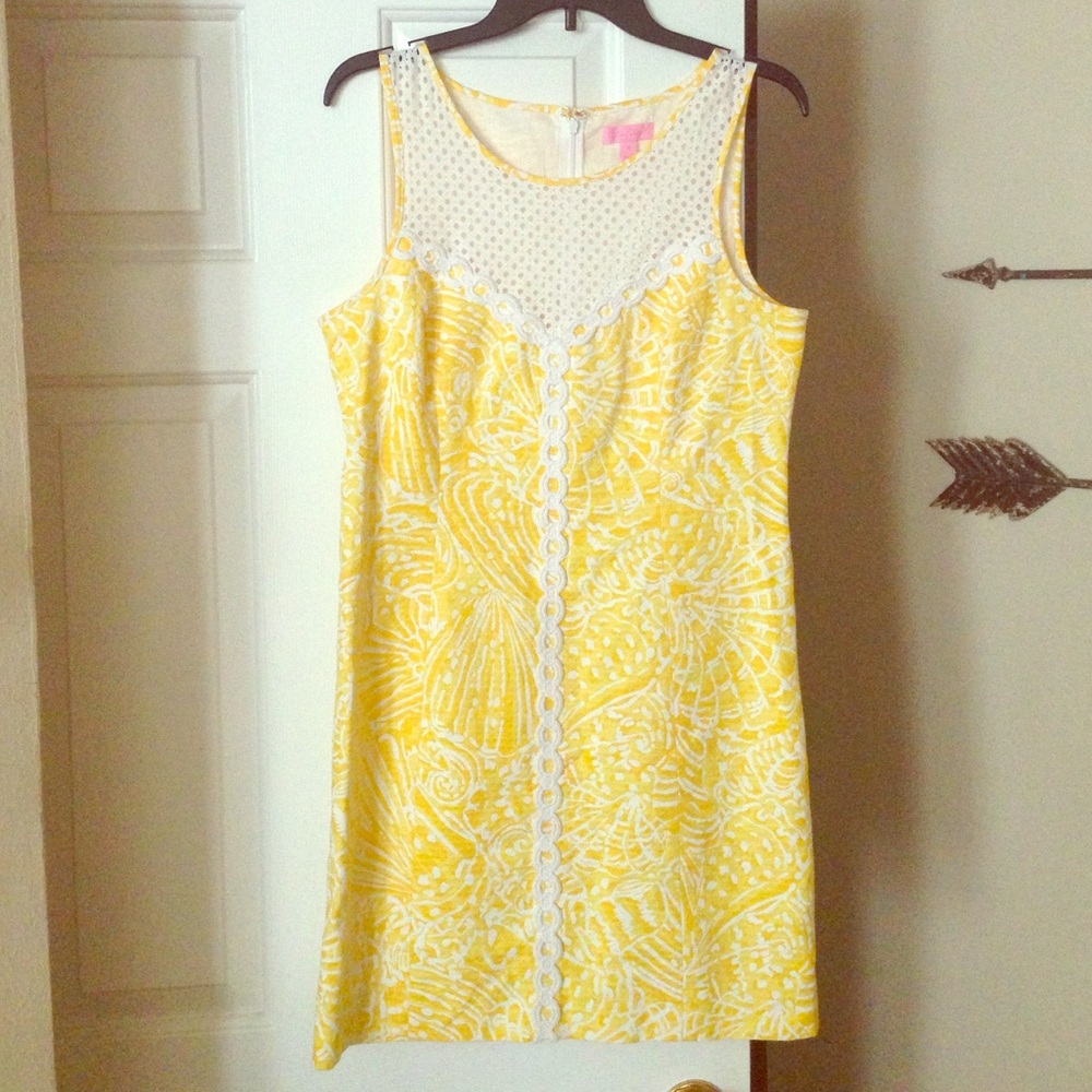 Lilly Pulitzer Yellow and White Sleeveless Shift Dress